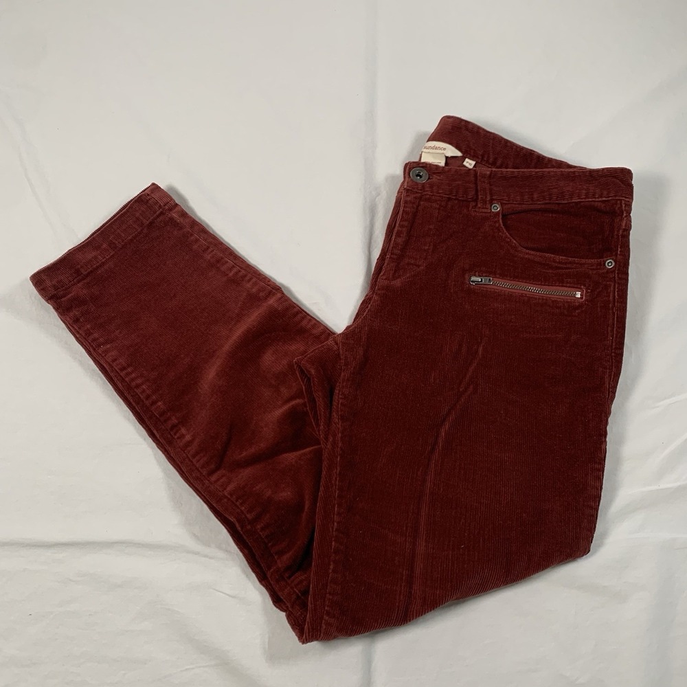 Sundance Petite Red Micro Corduroy Sz 6P Zipped Pockets Tapered Leg Pants‎